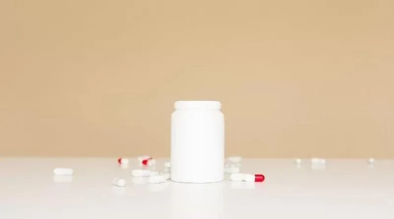 Bezpieczne stosowanie ketoprofenu podczas karmienia piersią – co warto wiedzieć?