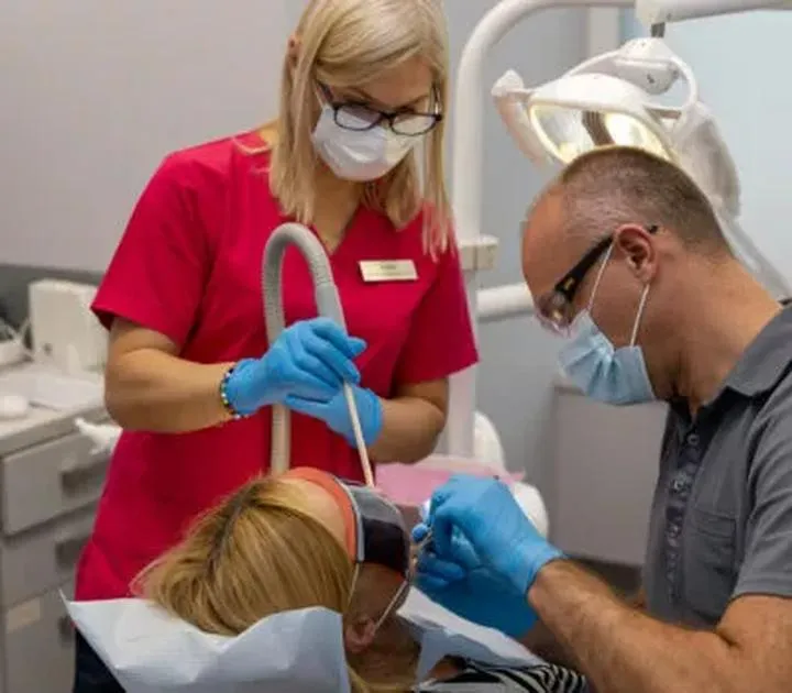 Czy wyrywanie zęba w ciąży jest bolesne? Oto, co warto wiedzieć