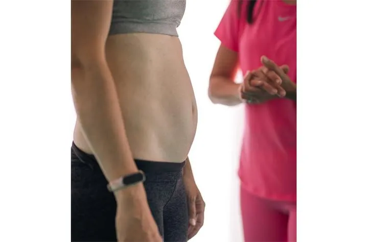 Jak skutecznie zapobiec rozejściu mięśnia prostego brzucha w czasie ciąży?