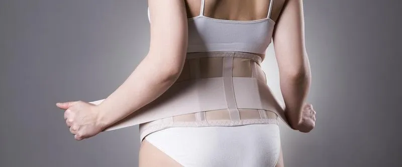 Jak wybrać idealny pas na brzuch po porodzie? Sprawdź ofertę z Allegro!