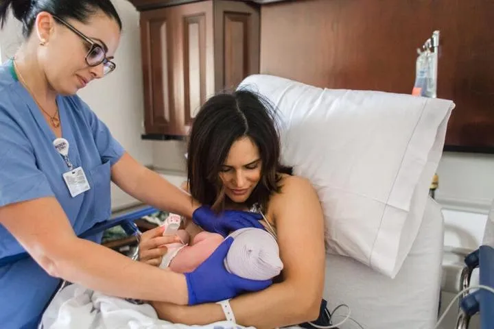 Jak wygląda życie i zdrowie kobiety w okresie miesiąc po porodzie?