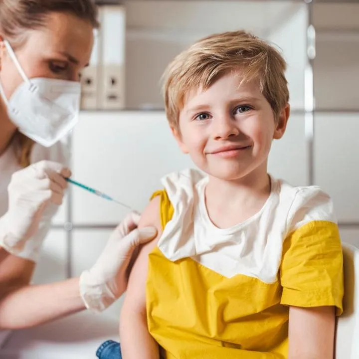 Szczepienie dziecka z kaszlem – co warto wiedzieć?