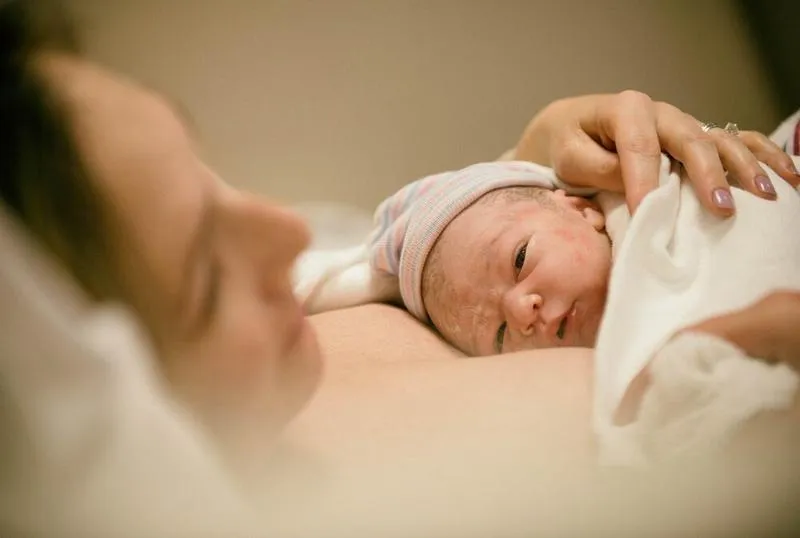 Dolegliwości jelitowe po porodzie