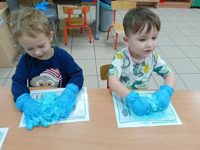 Zabawy sensoryczne w przedszkolu